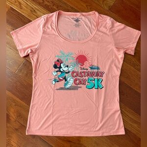 Disney Castaway Cay 5K Minnie Mouse
Shirt Size M